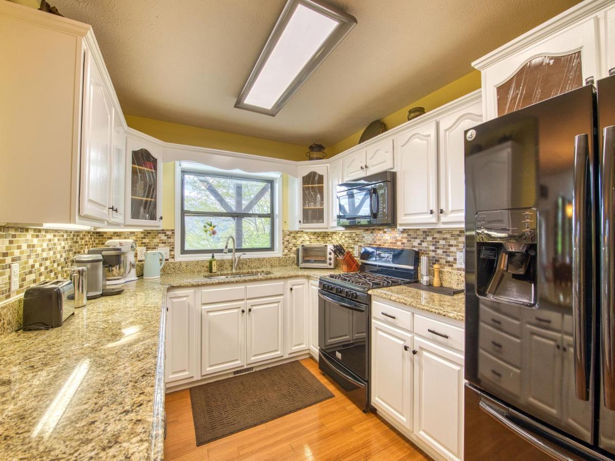 Bonnie View 21 - Amazing Smoky Mountain Retreat With Beautiful Scenic Views! Home Maggie Valley Εξωτερικό φωτογραφία
